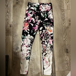 Athleta Floral High-Waisted Leggings, size XS